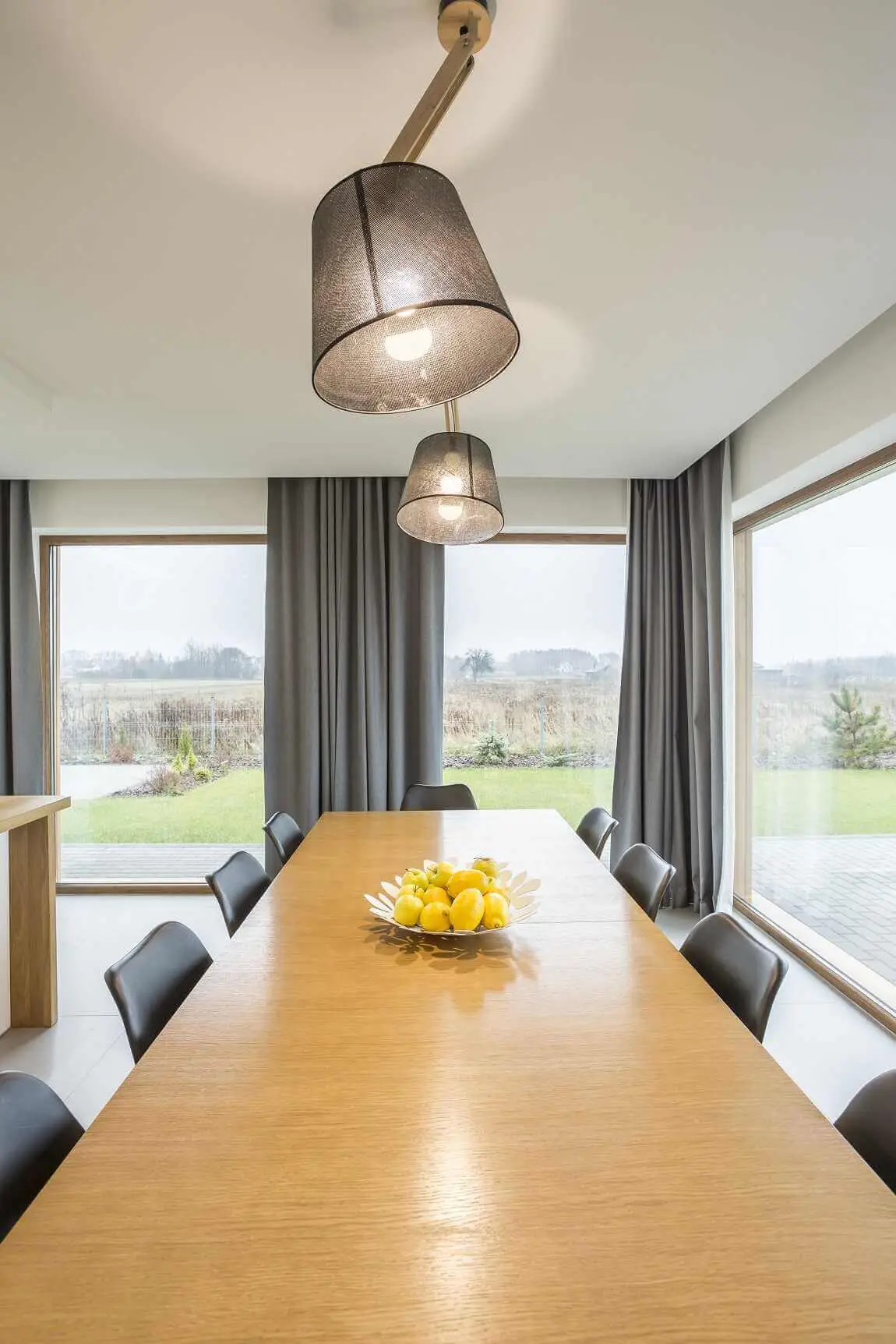 area with dining table PPCXY8Q